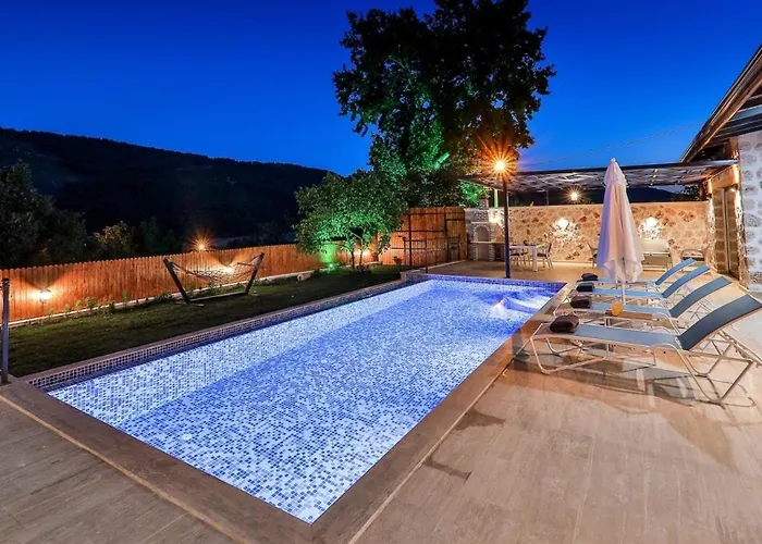 别墅 Hacioglan Village 2 Bedroom *